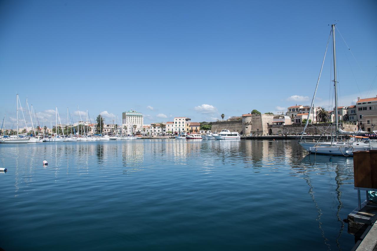 The Homeboat Company Aquatica-Alghero Kültér fotó